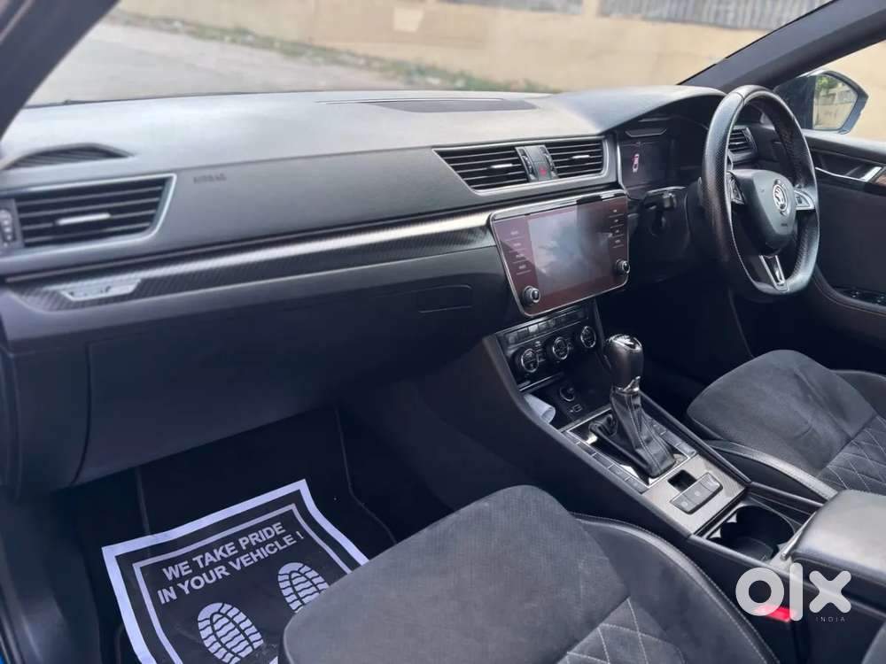 Skoda Superb, 2021, Petrol