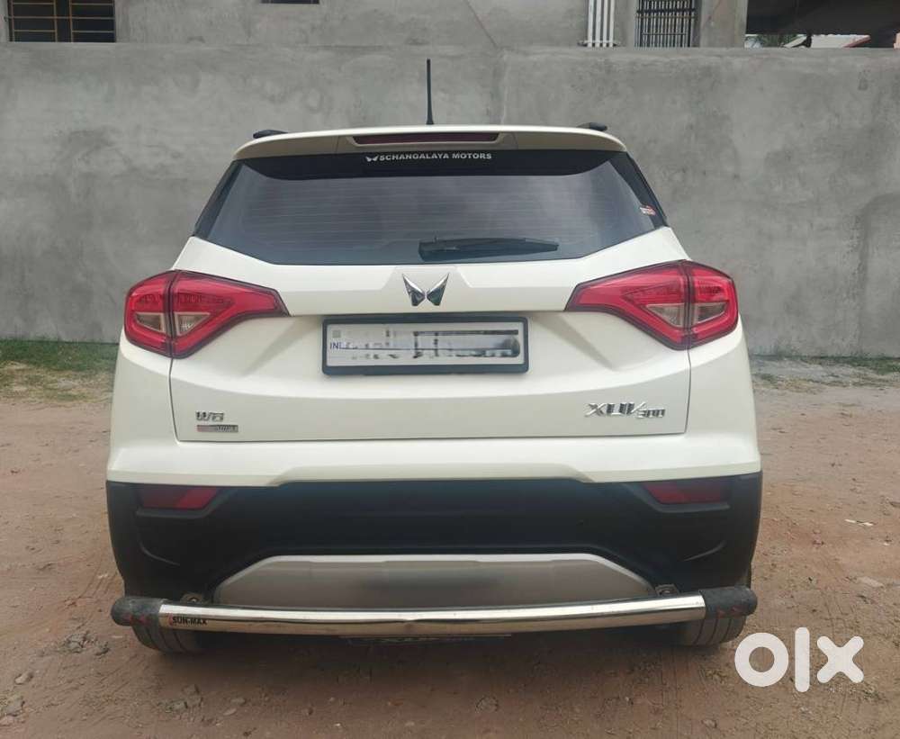 Mahindra Xuv300 W8 (o) 1.5 Diesel Amt, 2023, Diesel
