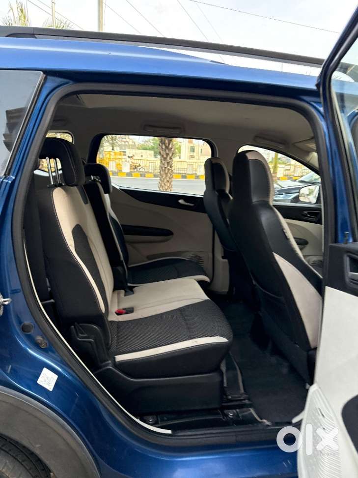 Renault Triber 1.0 Rxz Dual Tone, 2020, Petrol