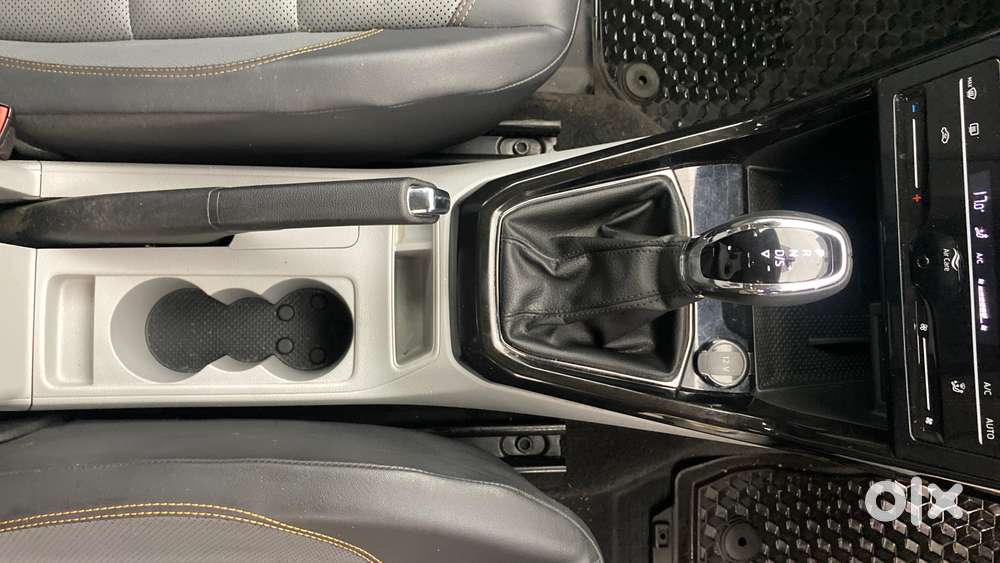 Skoda Kushaq Style 1.5 Tsi Dsg Dual Tone, 2021, Petrol