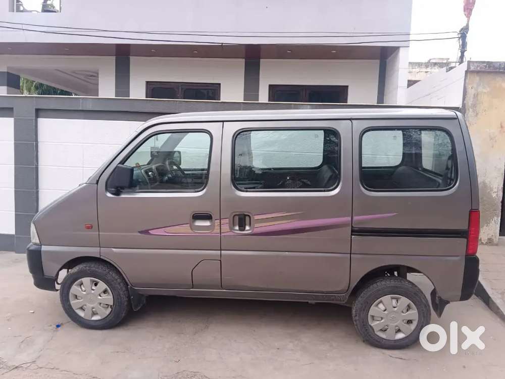 Maruti Suzuki Eeco 2016