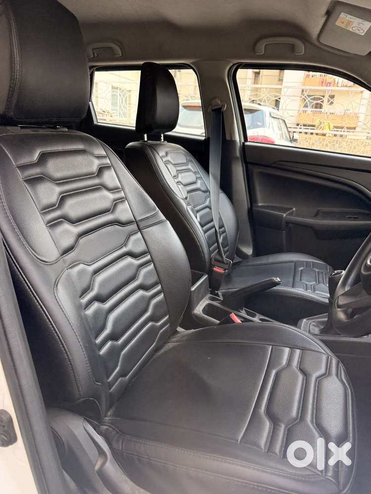 Maruti Suzuki Brezza 1.5 Vxi Smart Hybrid, 2023, Petrol