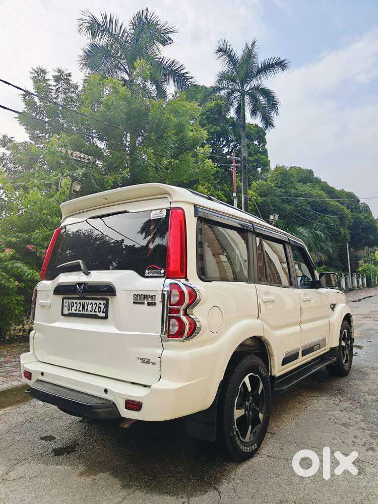 Mahindra Scorpio Classic 2.2 S 11 Mt 7 Str, 2023, Diesel