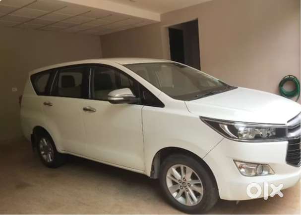 2016 Toyota Innova Crysta 2.4 Gx 7 Str