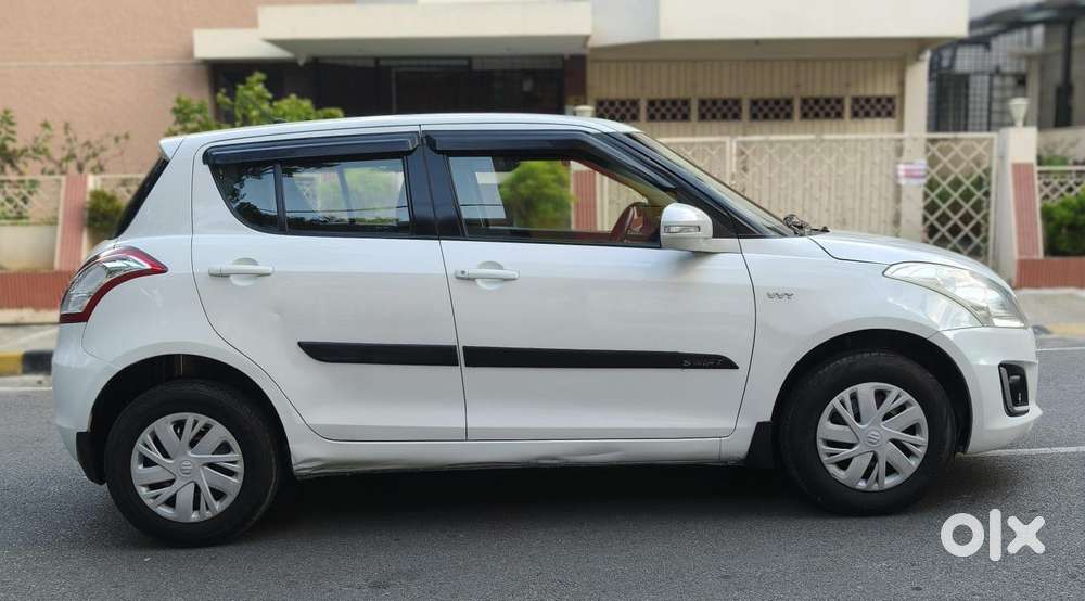 Maruti Suzuki Swift Vxi, 2015, Petrol