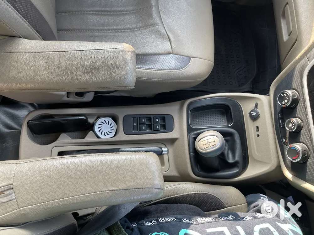 Mahindra Tuv 300 2015 Diesel Well Maintained