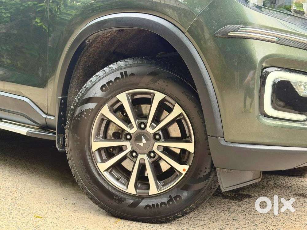 Mahindra Scorpio-n 2.0 Z4 Petrol Mt 7 Str, 2023, Petrol