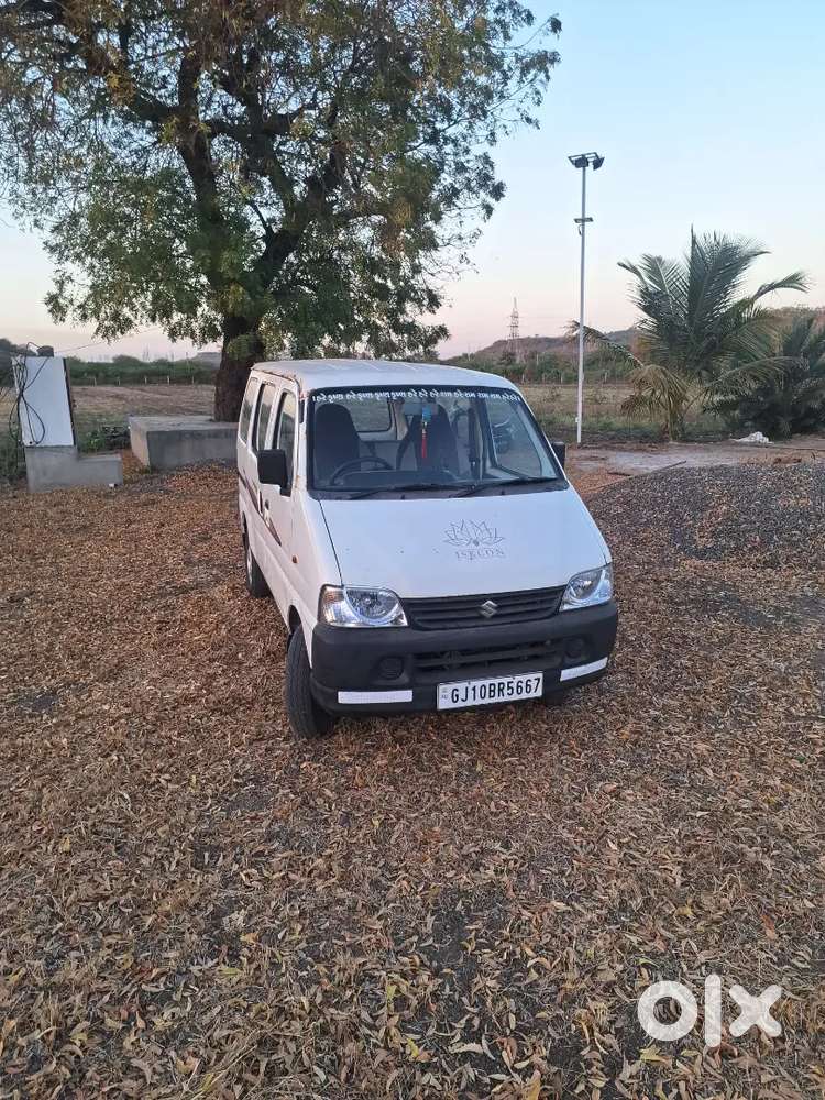 Maruti Suzuki Eeco 2015 Cng & Petrol Well Maintained Car