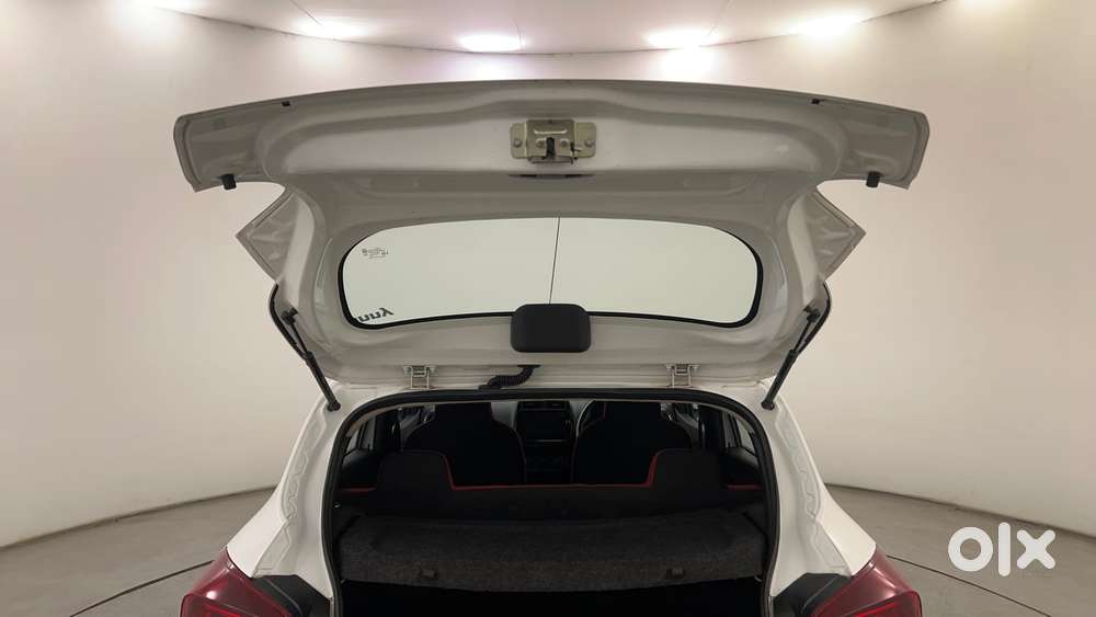 Renault Kwid 2019-ongoing 1.0 Rxt Amt (o), 2020, Petrol