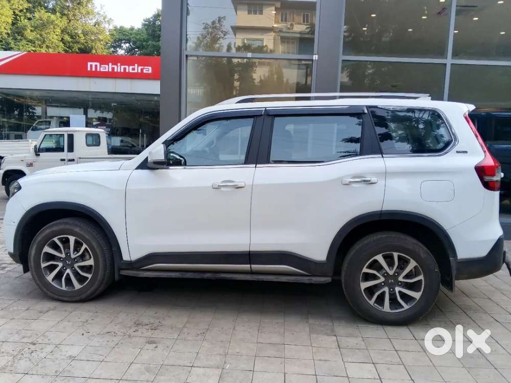 Mahindra Scorpio N Z8 Petrol At 7 Str, 2025, Petrol