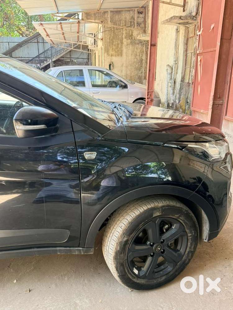 Tata Nexon Xz Plus (s) Diesel Dark Edition 2023