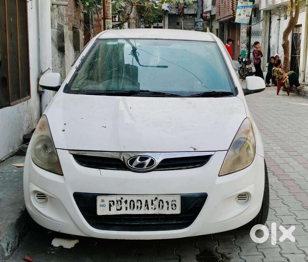 Hyundai I20 2011 Diesel 70000 Km Driven