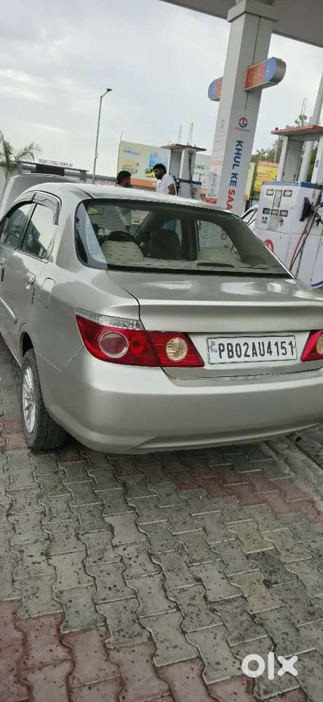 Honda City Zx 2006 Petrol Well Maintained