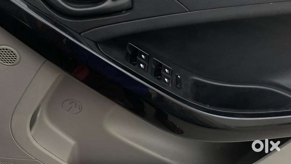 Tata Nexon 1.2 Revotron Xm, 2018, Petrol