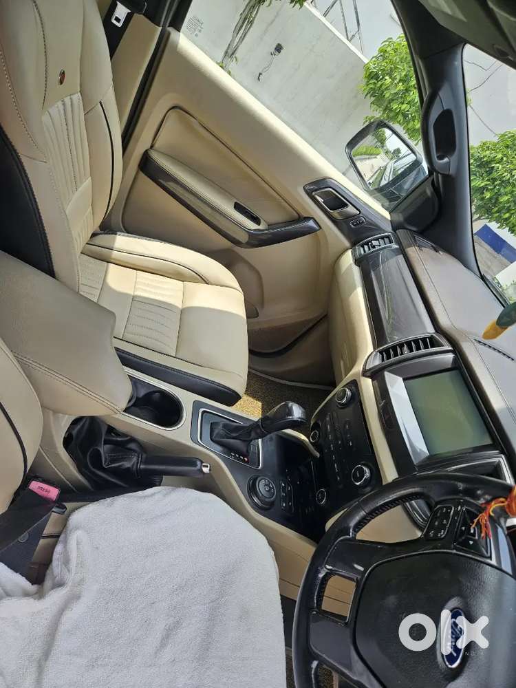 Ford Endeavour 3.2 Titanium 2017