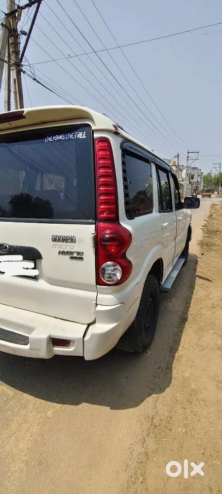 Mahindra Scorpio 2011
