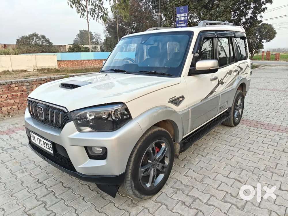 Mahindra Scorpio 2016 Diesel 72500 Km Driven