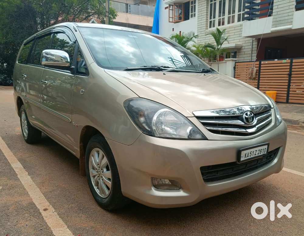 Toyota Innova 2004-2011 2.5 V Diesel 7-seater, 2009, Diesel