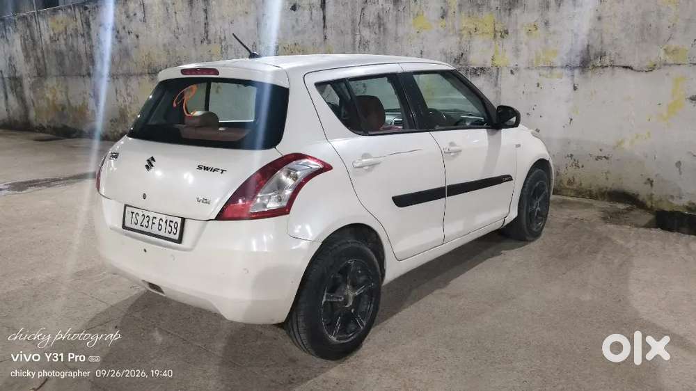 Maruti Suzuki Swift 2012