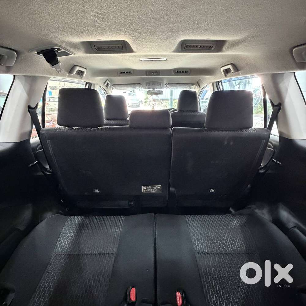Toyota Innova Crysta [2020-ongoing] 2.4 Gx At 8 Str, 2022, Diesel