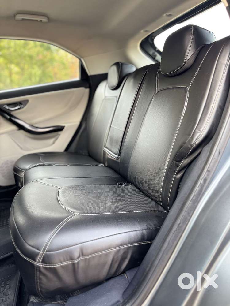Tata Nexon 1.5 Revotorq Xz, 2022, Petrol