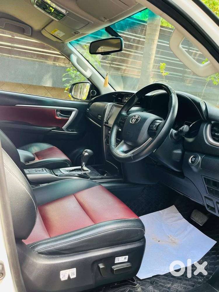 Toyota Fortuner Leader Edition (at), 2024, Diesel