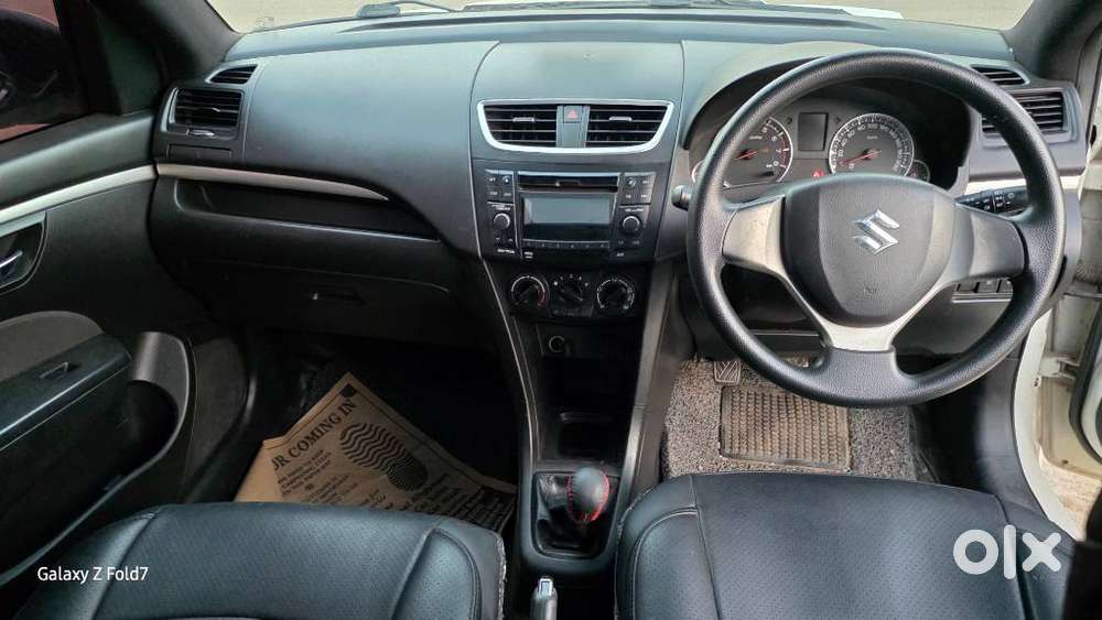 Maruti Suzuki Swift 1.2 Vxi Deca Limited Edition, 2015, Petrol