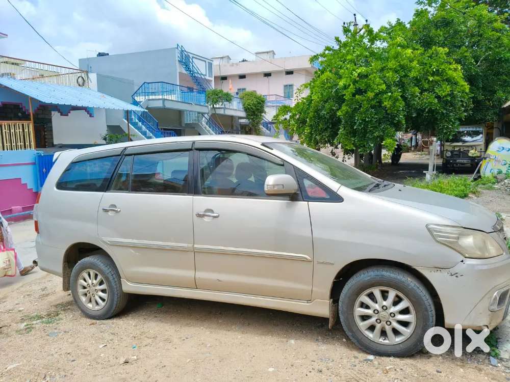 Toyota Innova Diesel 2013