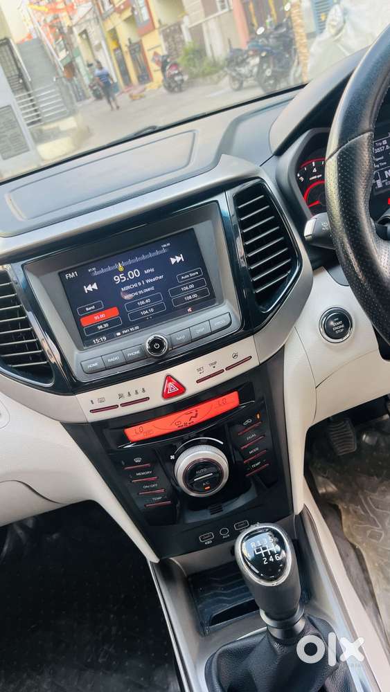 Mahindra Xuv300 W8 Option, 2020, Petrol