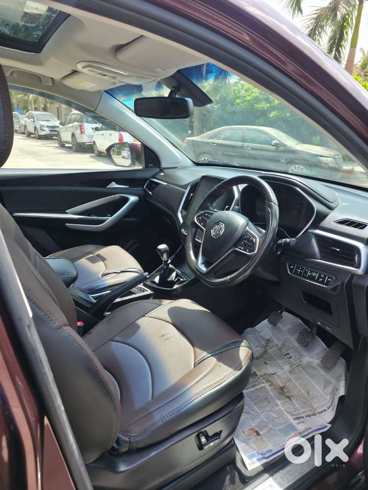 Mg Hector Plus Sharp Hybrid 1.5 Mt, 2022, Petrol