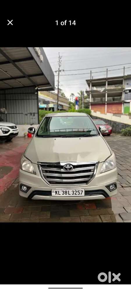 Toyota Innova 2.5 G 2014