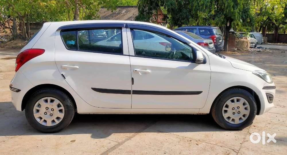 Hyundai I20 Magna 1.2 Mt, 2013, Petrol