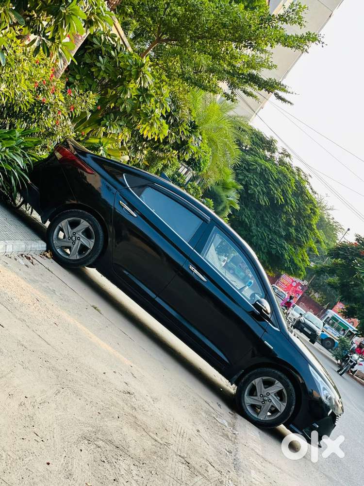 Hyundai Verna Crdi Vgt Sx 1.5, 2020, Petrol