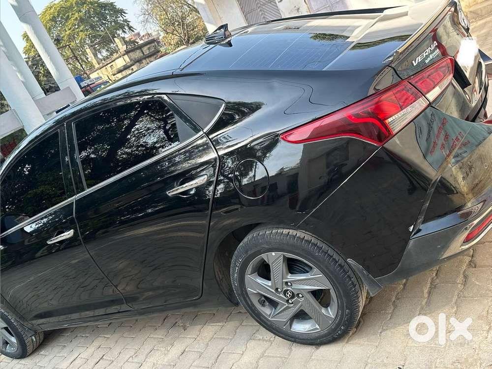 Hyundai Verna 1.5 Petrol 2021