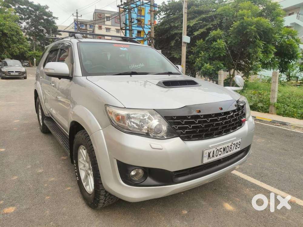 Toyota Fortuner 2.5 4x2 Mt Trd Sportivo, 2015