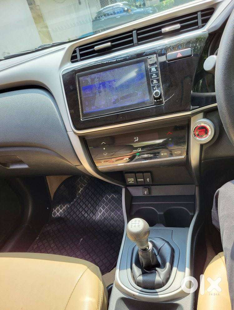 Honda City 1.5 V 5th Gen I-vtec Mt, 2019, Petrol