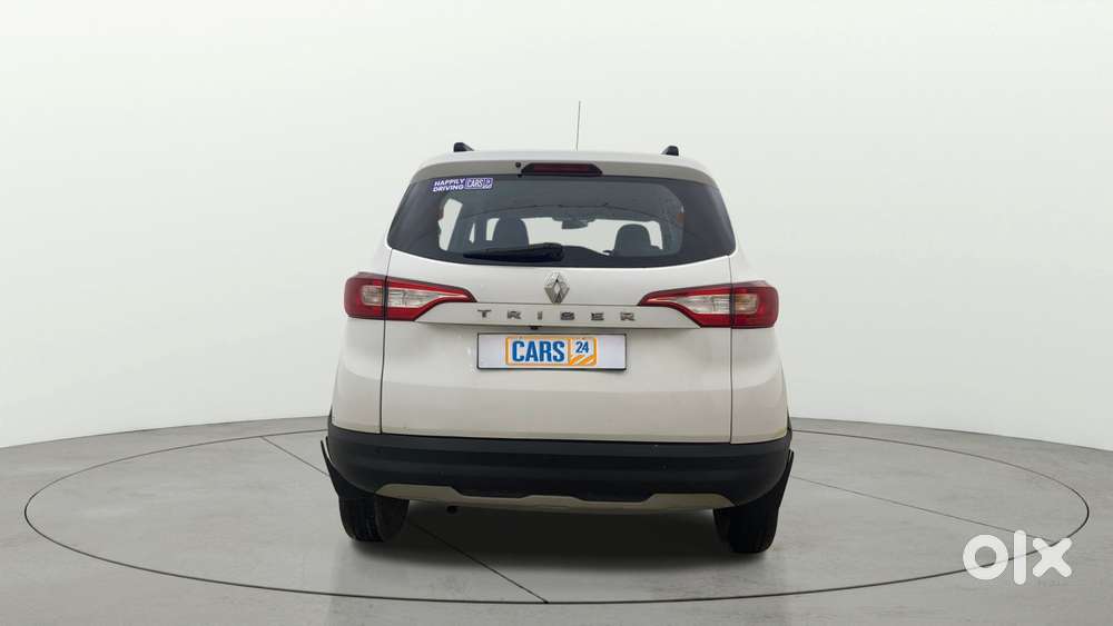 Renault Triber Rxz, 2022, Petrol