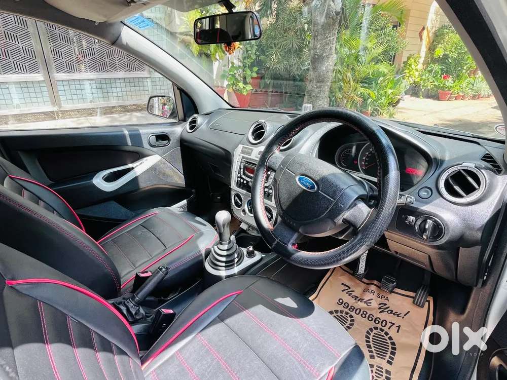 Ford Figo Petrol Manual 2011 Titanium