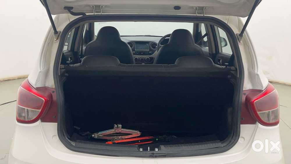 Hyundai Grand I10 1.2 Kappa Sportz Option At, 2017, Petrol