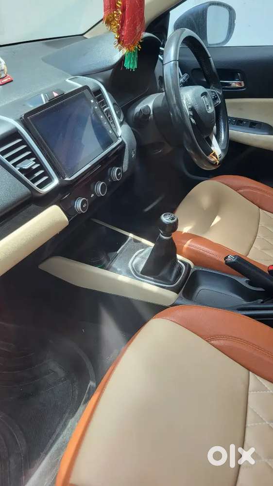 Honda City 1.5 V 2023 Petrol Mt