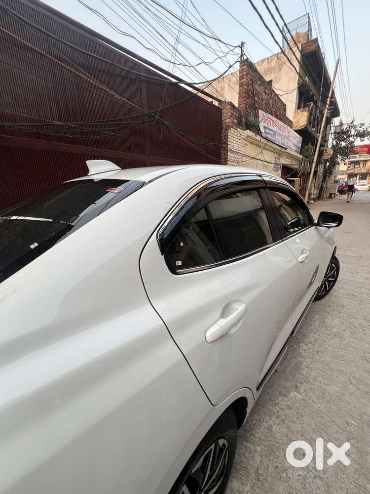 Brand New Showroom Condition Maruti Suzuki Dzire 1.2 Zxi Plus 2025