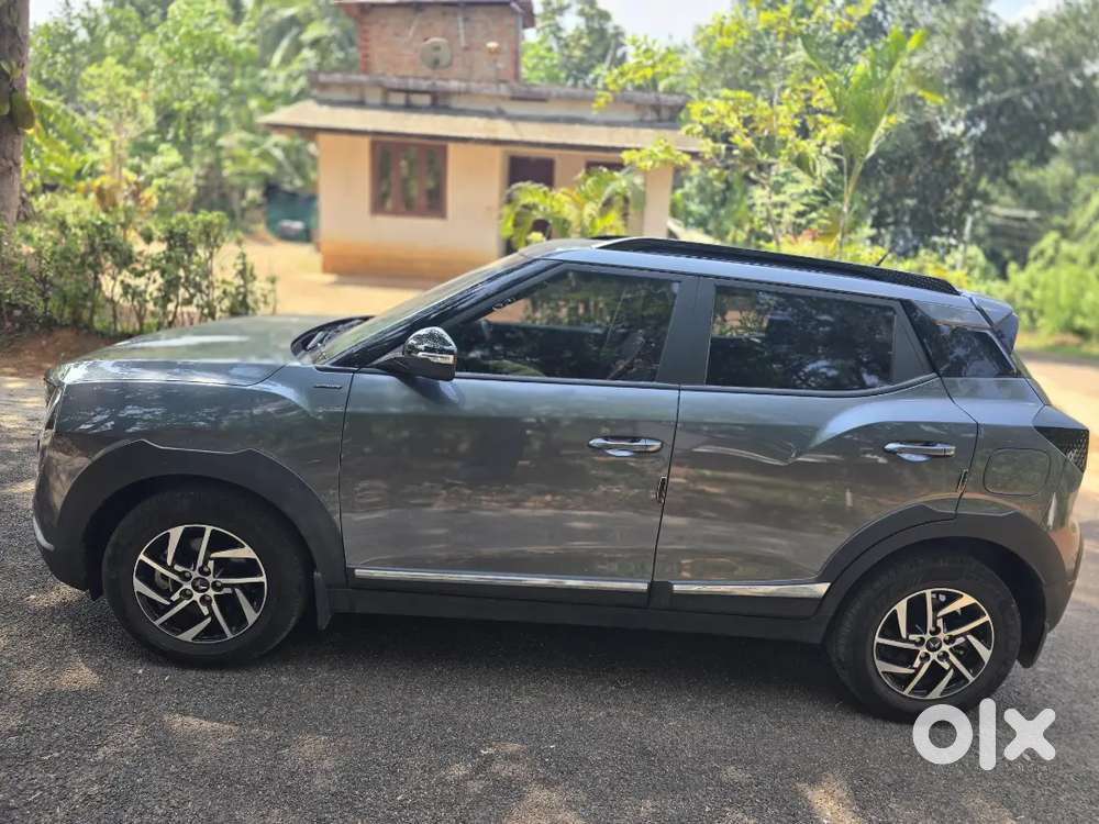 Mahindra Xuv 3xo 2024 Petrol 7500 Km Driven