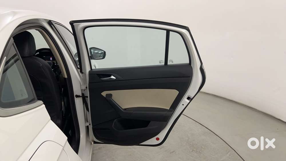 Skoda Slavia Style 1.5l Tsi Dsg, 2022, Petrol