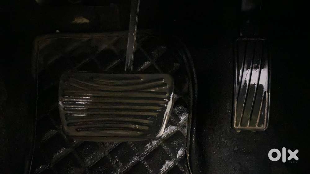 Mahindra Xuv700 2.2 Ax 7 Diesel At Luxury Pack Str, 2021, Diesel