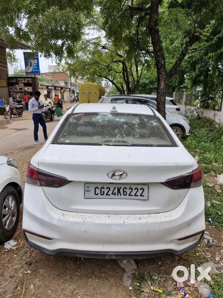 Hyundai Verna 2017 Diesel 100000 Km Driven