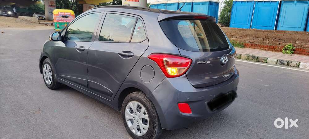 Hyundai Grand I10 Sportz(o) 1.2 Mt, 2017, Cng & Hybrids