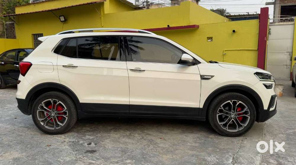 Skoda Kushaq Style 1.0l Tsi Mt, 2022, Petrol