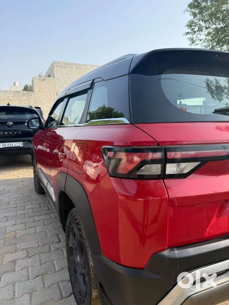 Brezza Zxi Dual Tone Smart Hybrid