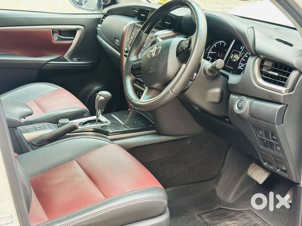Toyota Fortuner Legender 4x2 At 2.8, 2025, Diesel