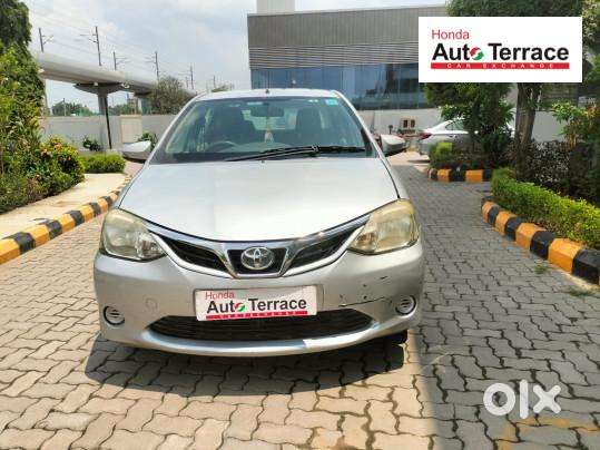 Toyota Etios 1.5 V, 2016, Petrol